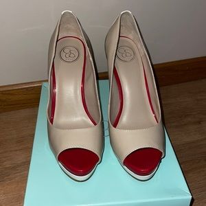 Jessica Simpson rare heels